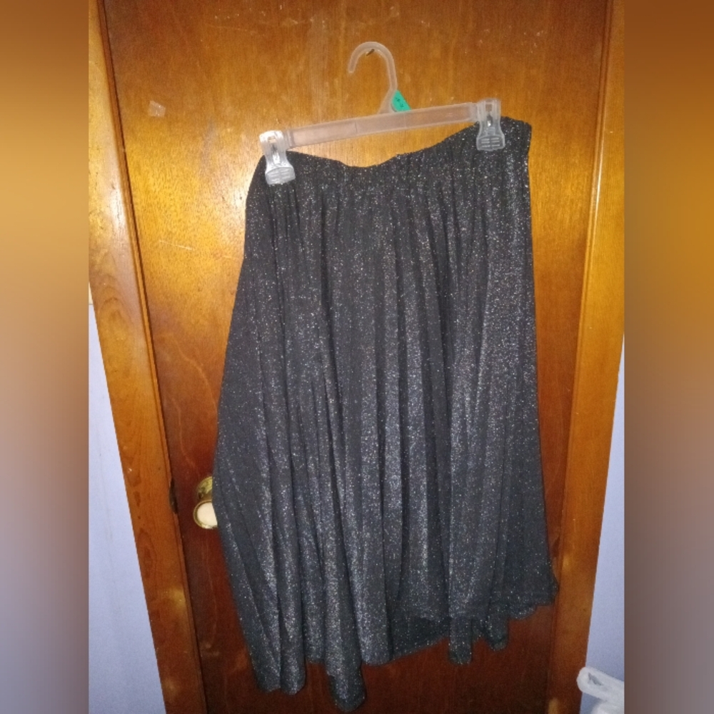 AVA And Viv Sparkly Black Skirt Size 3x